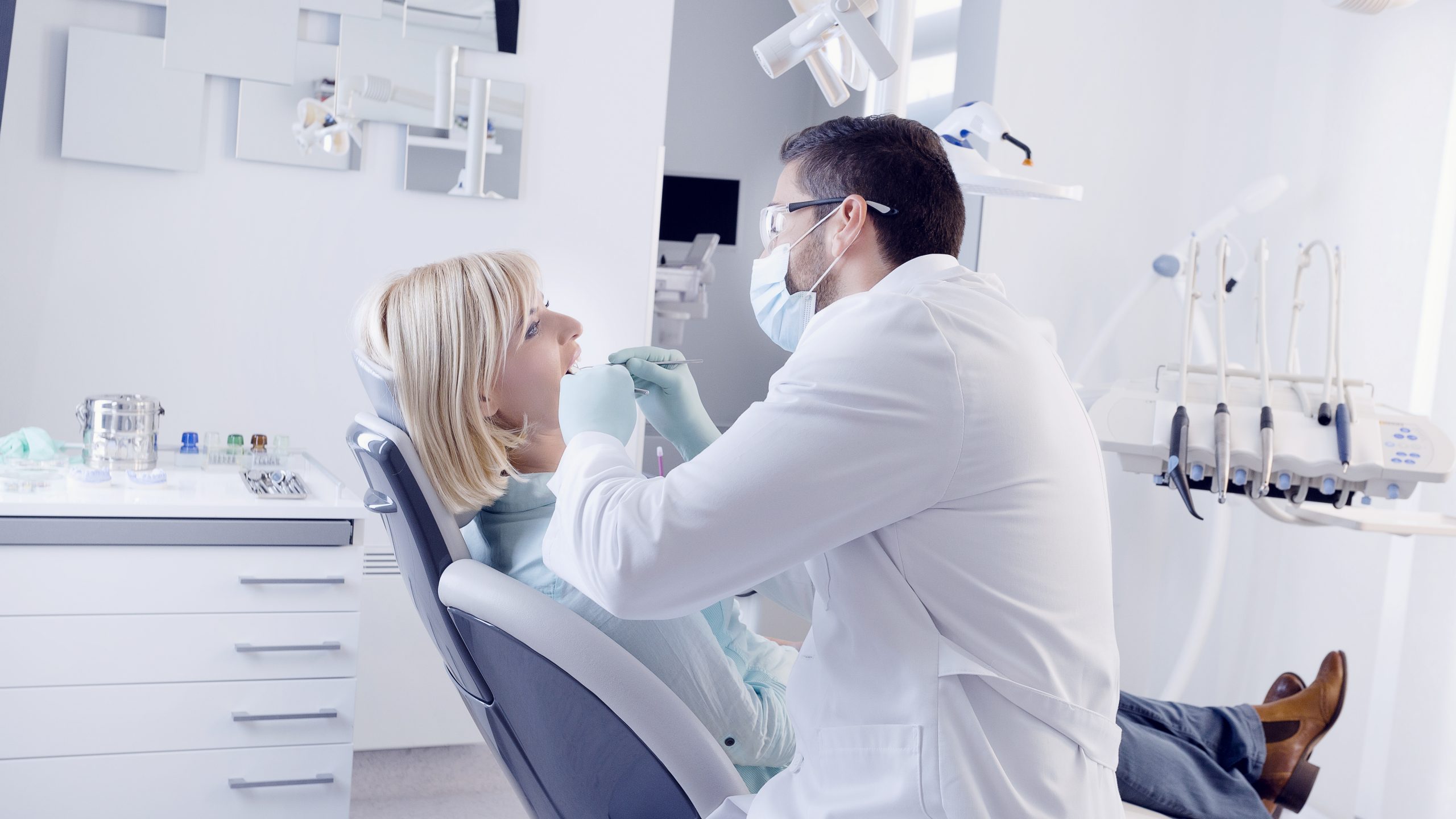 Dentist in Seabrook, TX